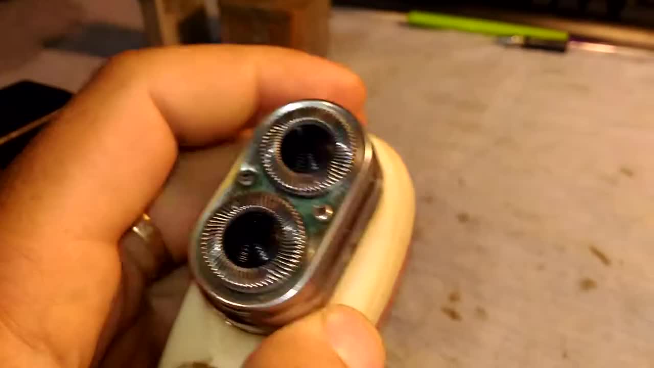 Замена аккумулятора в электробритве Philips HQ6990 - DRIVE2