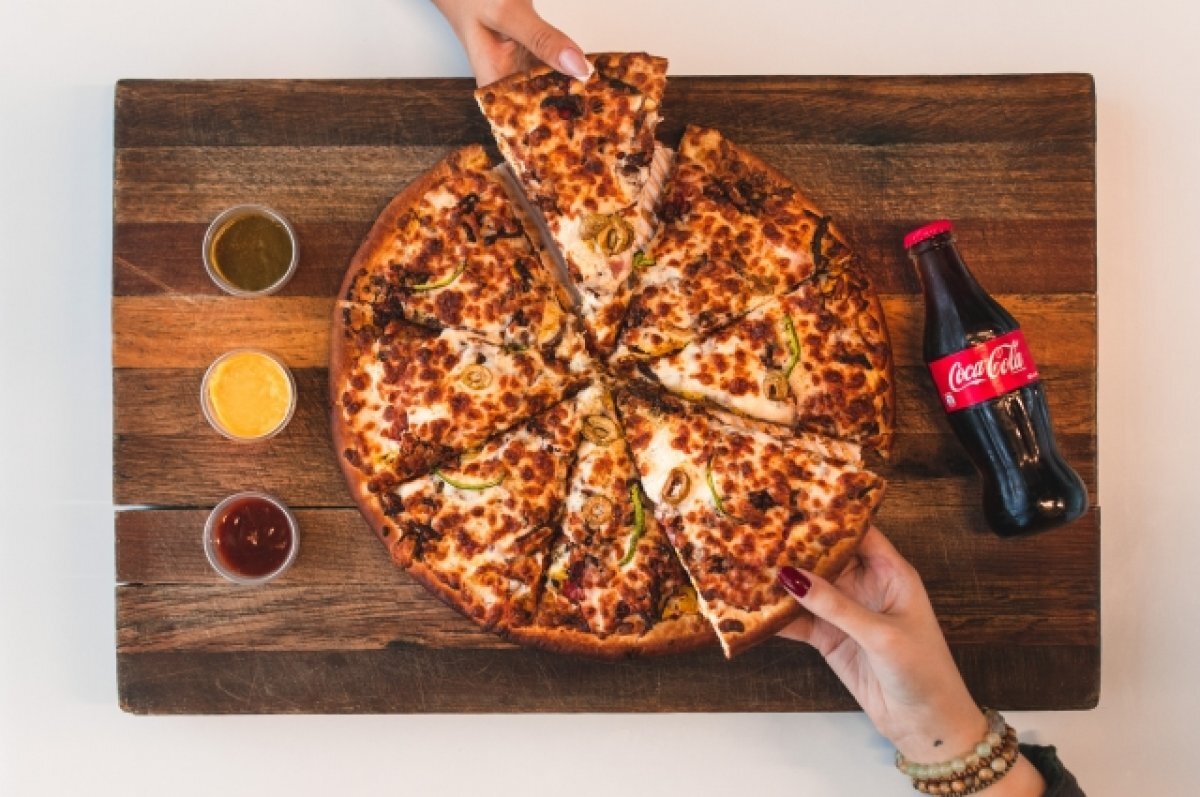    Dodo Pizza пригласила Илона Маска на пиццу искусственного интеллекта