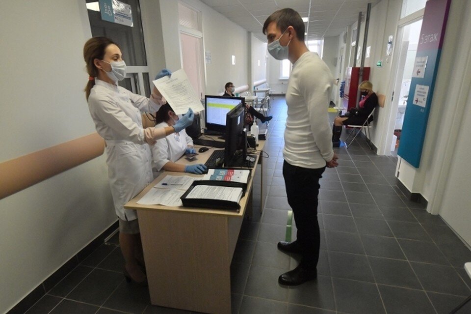     Медицинская помощь участникам спецоперации и их близким - важный приоритет региональной политики, считают в думе. Владимир ВЕЛЕНГУРИН