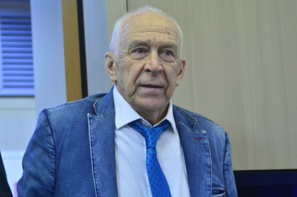    Актер Пашутин уверен, что нынешних иноагентов расстреляли бы во времена ВОВ