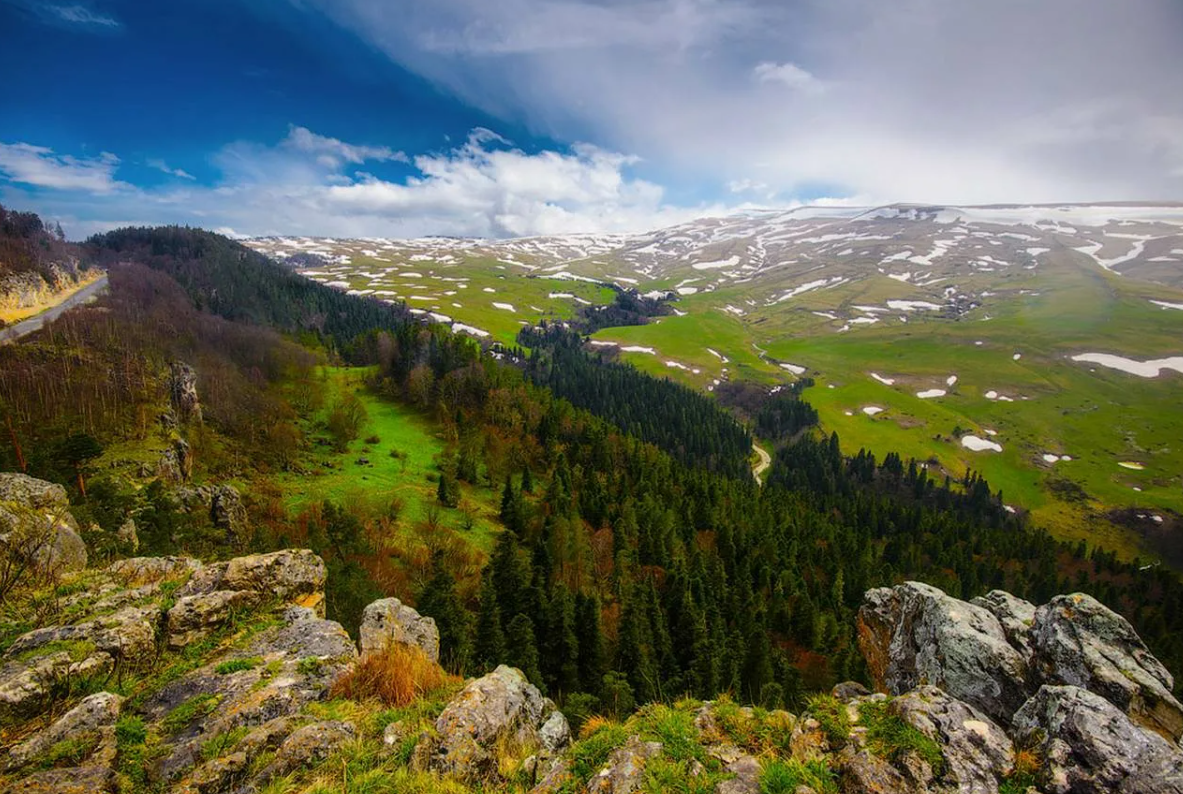 Гора плато Лаго-Наки Адыгея. Высокогорное плато Лаго-Наки (Адыгея).. Плато Лаго Ники Адыгея. Кавказ плато Лагонаки.