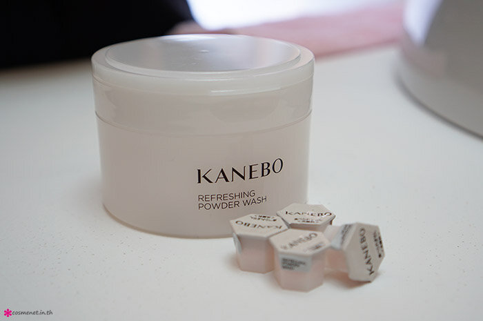 Kanebo-refreshing powder wash