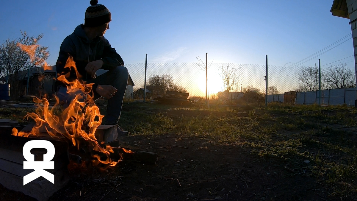 Меня зовут Семен, я занимаюсь строительством небольшого дома для своей семьи своими руками, в этой видео истории я расскажу как мы вложили в строительство 797 000 рублей, приятного вам просмотра!