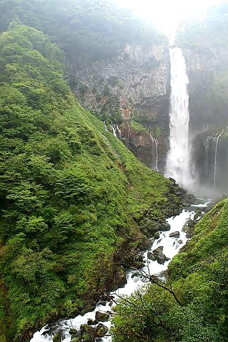 Водопад Кэгон в Никко (взято из открытого источника)