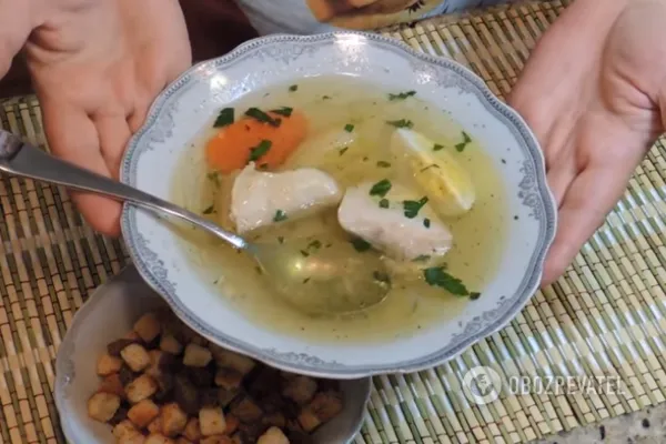 Вкусный и ароматный бульон готов