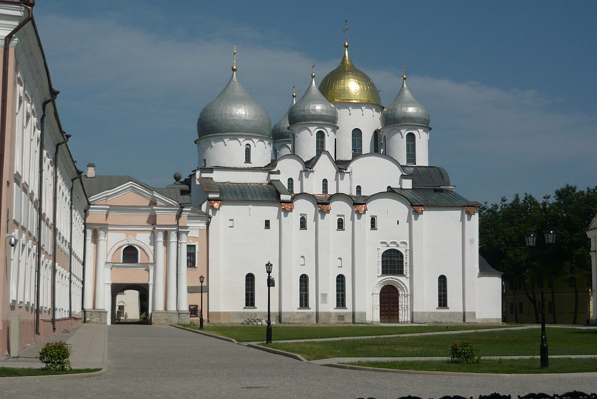 храм софии в новгороде