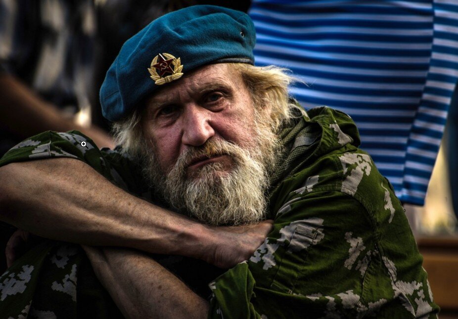 Старик-десантник вдв, фото с сайта https://twitter.com/onlinevmru/status/1025358152324268032/photo/4