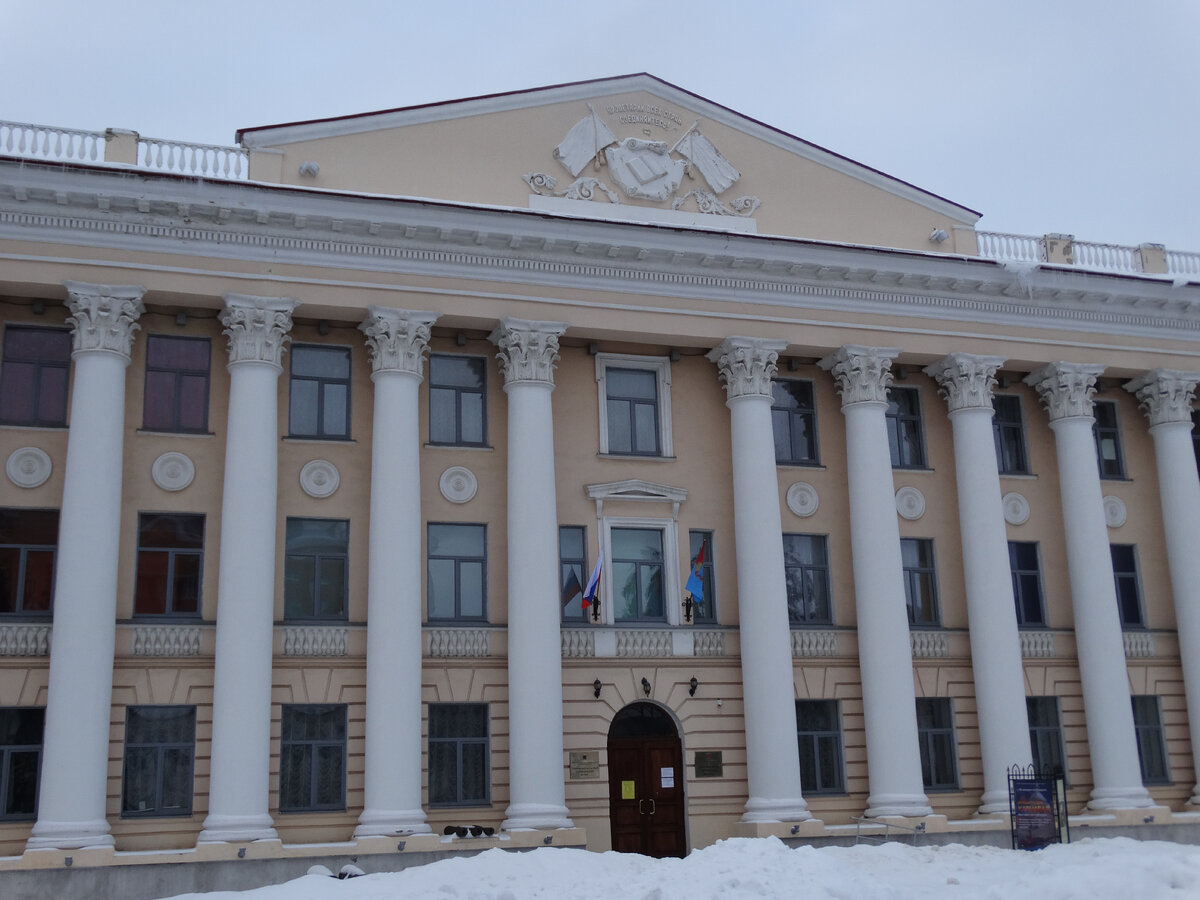 Тамбов. Показываю Тамбовский краеведческий музей, и картинную галерею.  Рассказываю историю этих уникальных зданий | Море внутри - life & travel |  Дзен