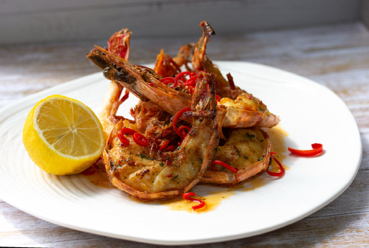 Тигровые креветки с ароматным маслом