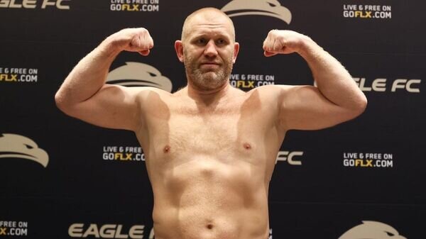    Сергей Харитонов© Фото : Eagle FC