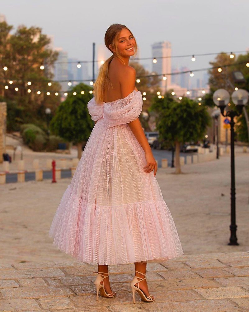 Роскошная и дикая — такой тебя представляют трендовые цвета сезона весна/лето 2022