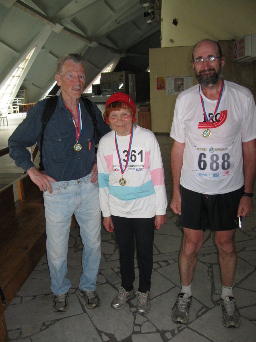 Андрей Чирков, Раиса Никитина (баба Рая), Виталий Лукьянов, май 2010 года