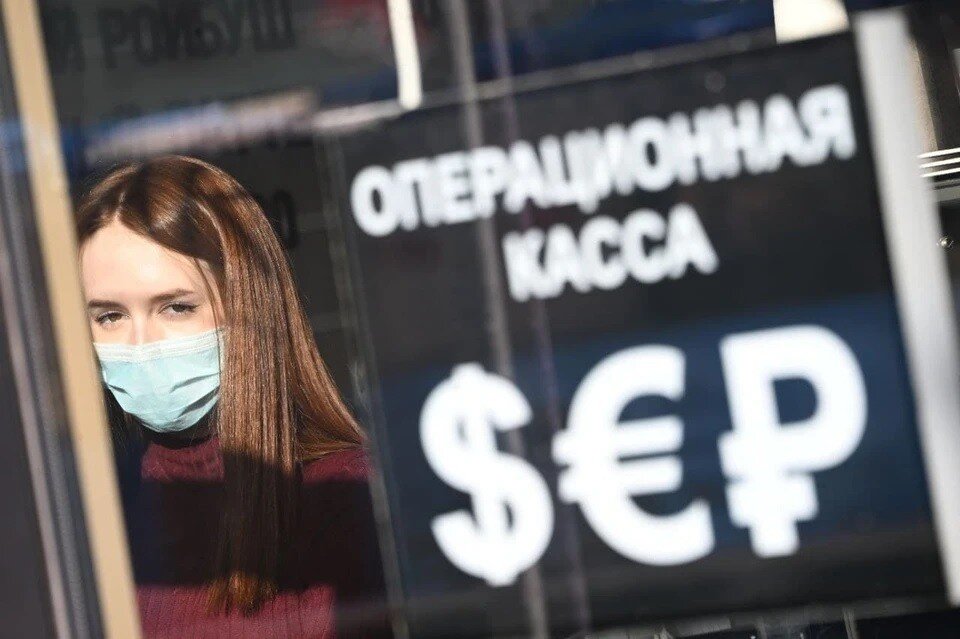     Курс рубля к осени упадет, прогнозируют эксперты Иван МАКЕЕВ