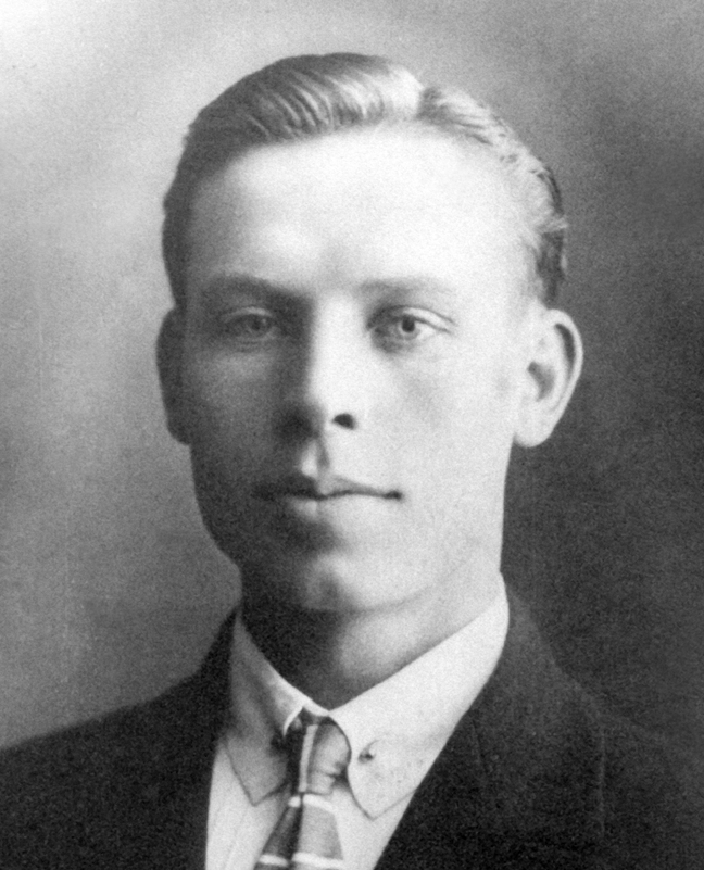 Павел Кондратьевич Табаков, отец актера