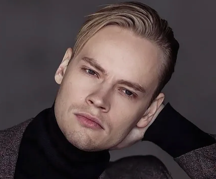 На мой взгляд, Ярослав вполне может составить конкуренцию надоевшим звёздам, в том числе Киркорову и Баскову