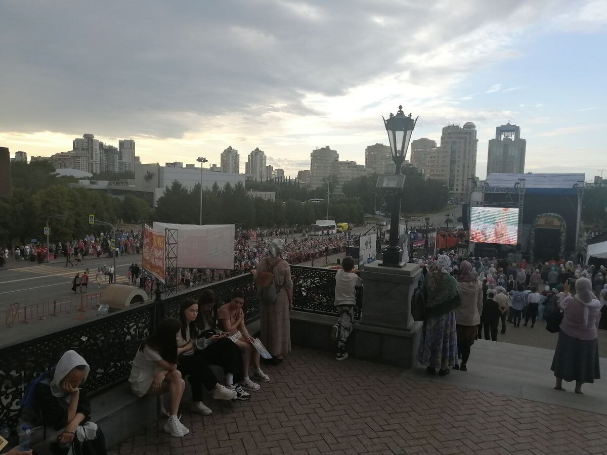 трансляция крестного хода.