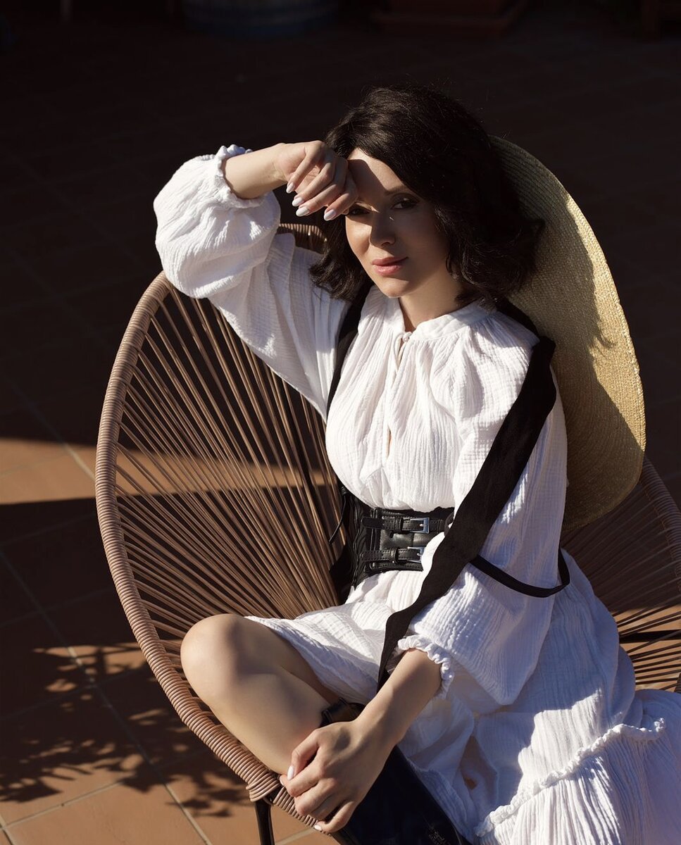 Галина Ткаченко - практикующий психолог, автор статей для профессионального издания Psychologies, создатель 10-ти онлайн курсов, которые прошли 70 360 женщин по всему миру