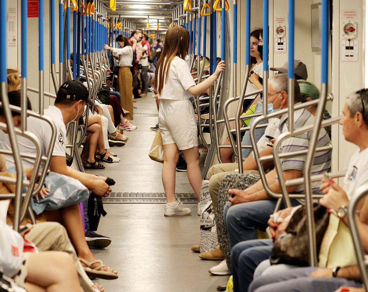    Потерять банковский пластик можно где угодно, поэтому будьте внимательны