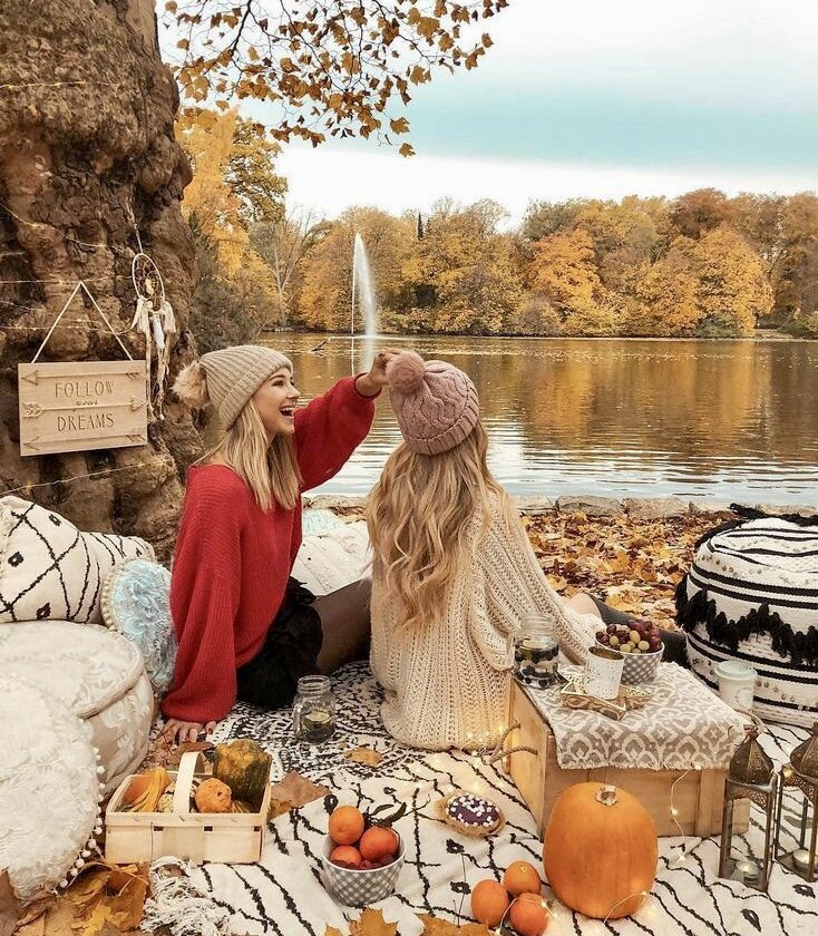 Осенний пикник. Осенняя фотосессия. Фотосессия осенью. Осенний пикник фотосессия.