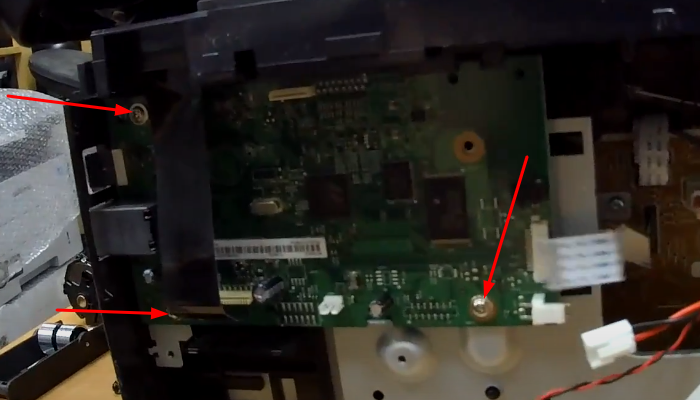 Фото 33. Убрали остатки крепежа