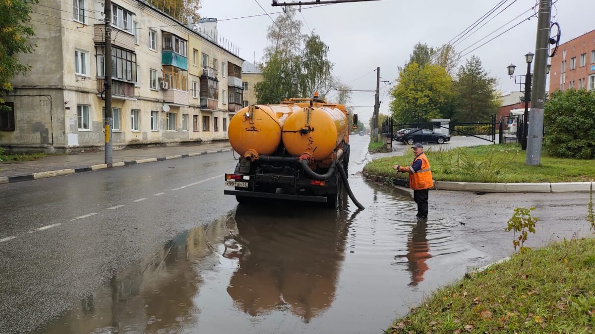    Сообщить о местах подтоплений нижегородцы могут по телефонам управляющих компаний и администраций районов Анастасия Красушкина