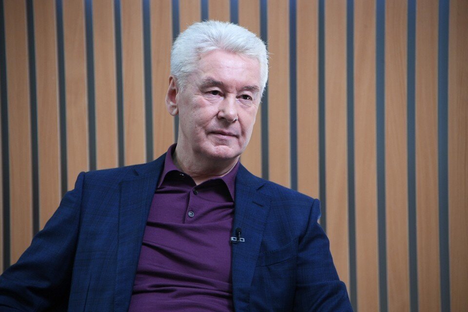    Собянин заявил, что военкоматы Москвы отозвали ошибочно выписанные повестки Иван МАКЕЕВ