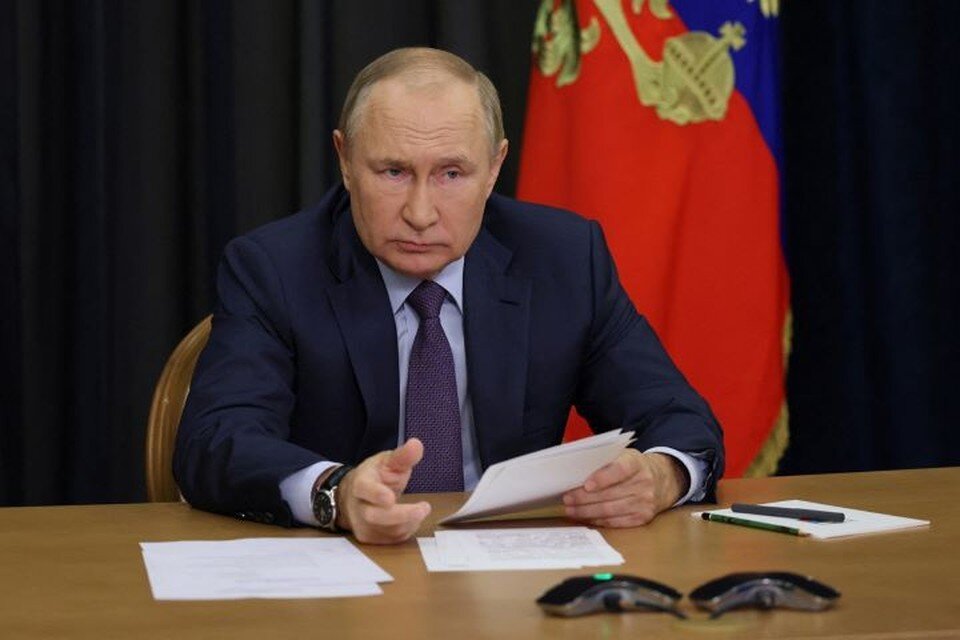    Опубликован указ Путина о введении военного положения в новых регионах России  REUTERS