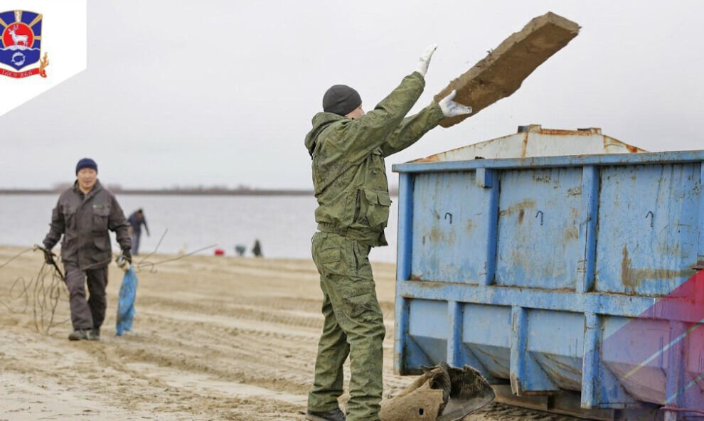    В Год экологии в Тазовском районе очистили от мусора 700 гектаров земли