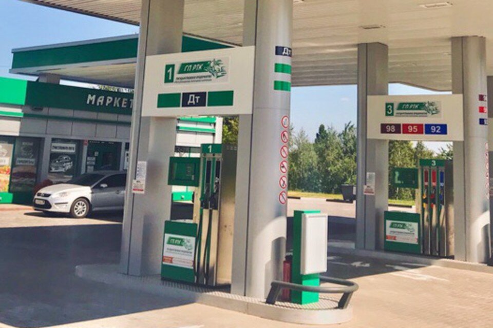     Государственные и коммерческие АЗС продолжают свою работу в штатном режиме. Фото: «РТК»