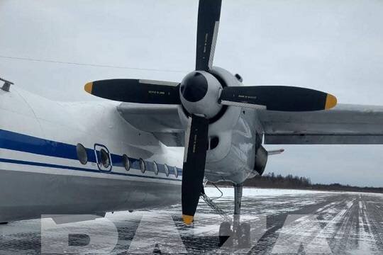    Самосвал помешал взлететь самолету с вахтовиками в Хабаровском крае