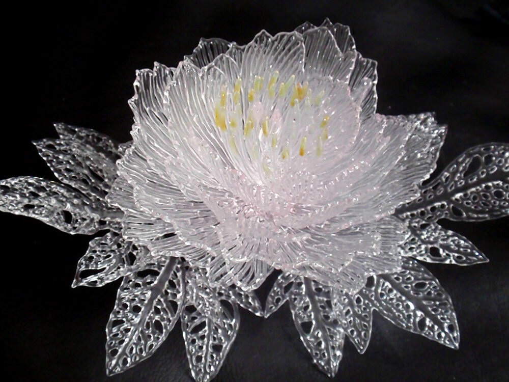 Кружево из стеклянных нитей Йоко Дои