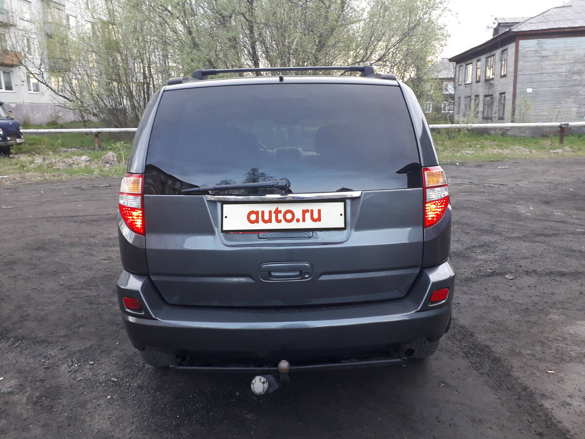 Вид сзади (фото с сайта авто.ру)