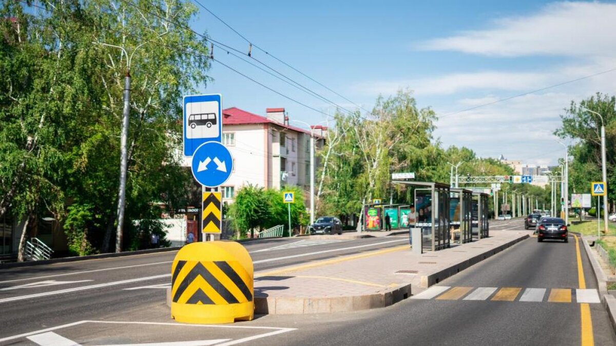 BRT Алматы, вид с земли.