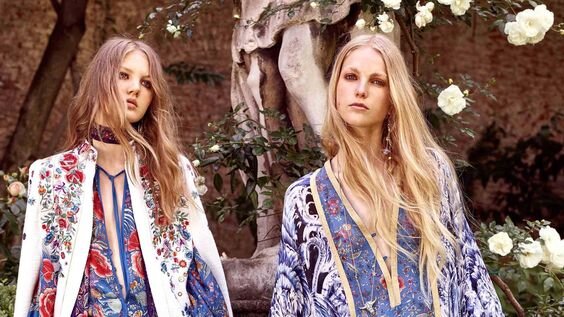 Roberto Cavalli Resort 2017. Все иллюстрации взяты в свободных источниках в сети.