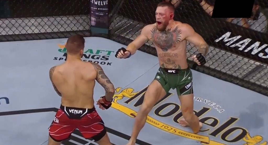 Момент, когда Конор Макгрегор получает травму(фото ALL SPORTS)