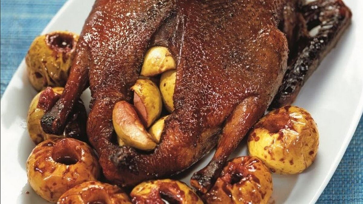 Рецепт утки с яблоками в тандыре