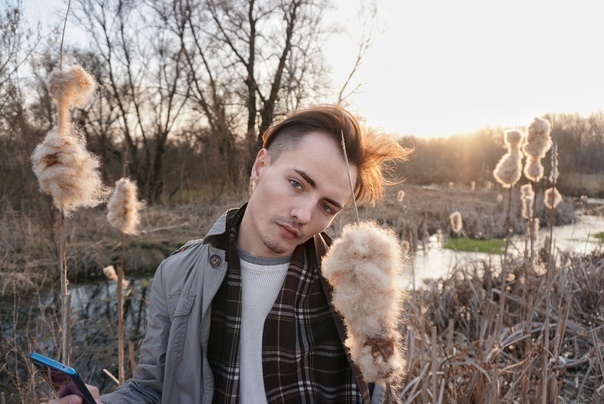 Да, и ещё я большой любитель фотографии