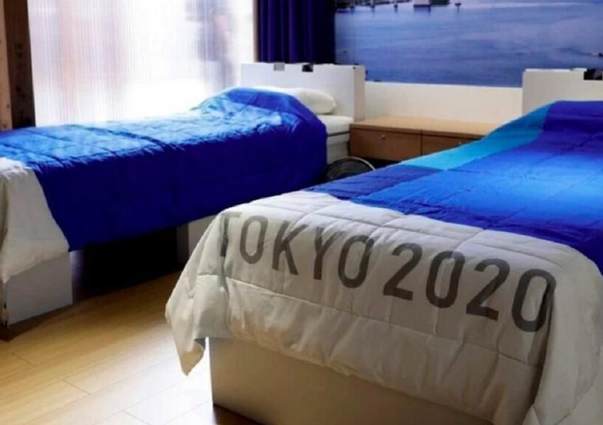 Картонные кровати в номерах для участников японской Олимпиады