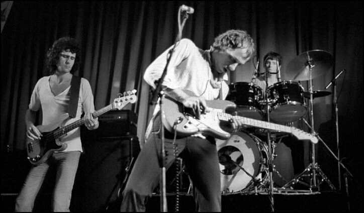 Dire Straits * Live at the BBC ℗ 1995.