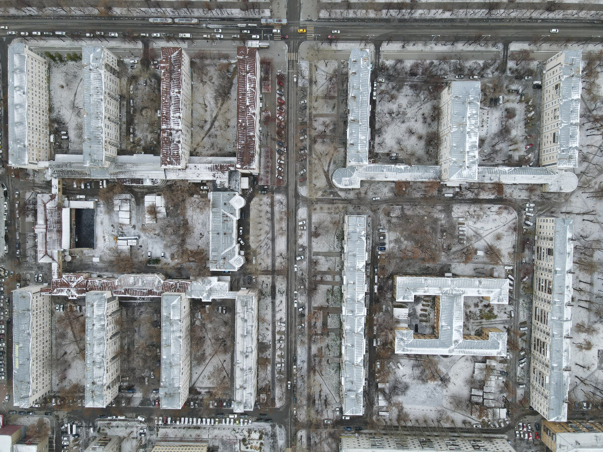 Вид на дома Госпромурала с высоты птичьего полета