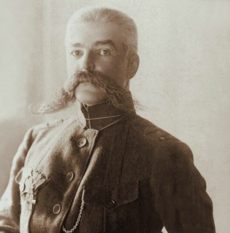 Генерал-лейтенант Белой армии К. Г. Мамонтов, основной оппонент С. М. Буденного на фронтах Гражданской войны (погиб в 1920 г.)