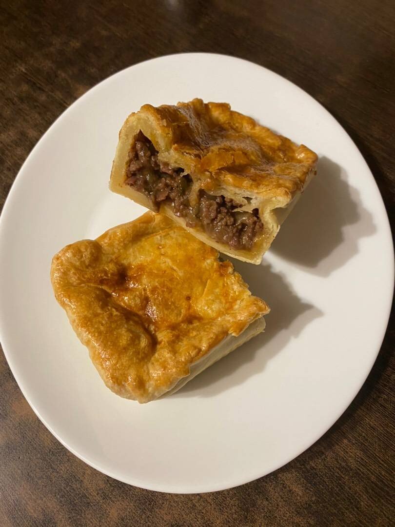 Австралийский Мясной Пирог (Australian Meat Pie) | Овкусе.ру - Ежедневная  готовка в радость! Пошаговые рецепты с фото | Дзен