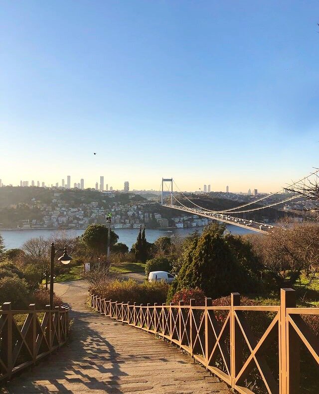 Холм Отатепе в районе Бейкоз