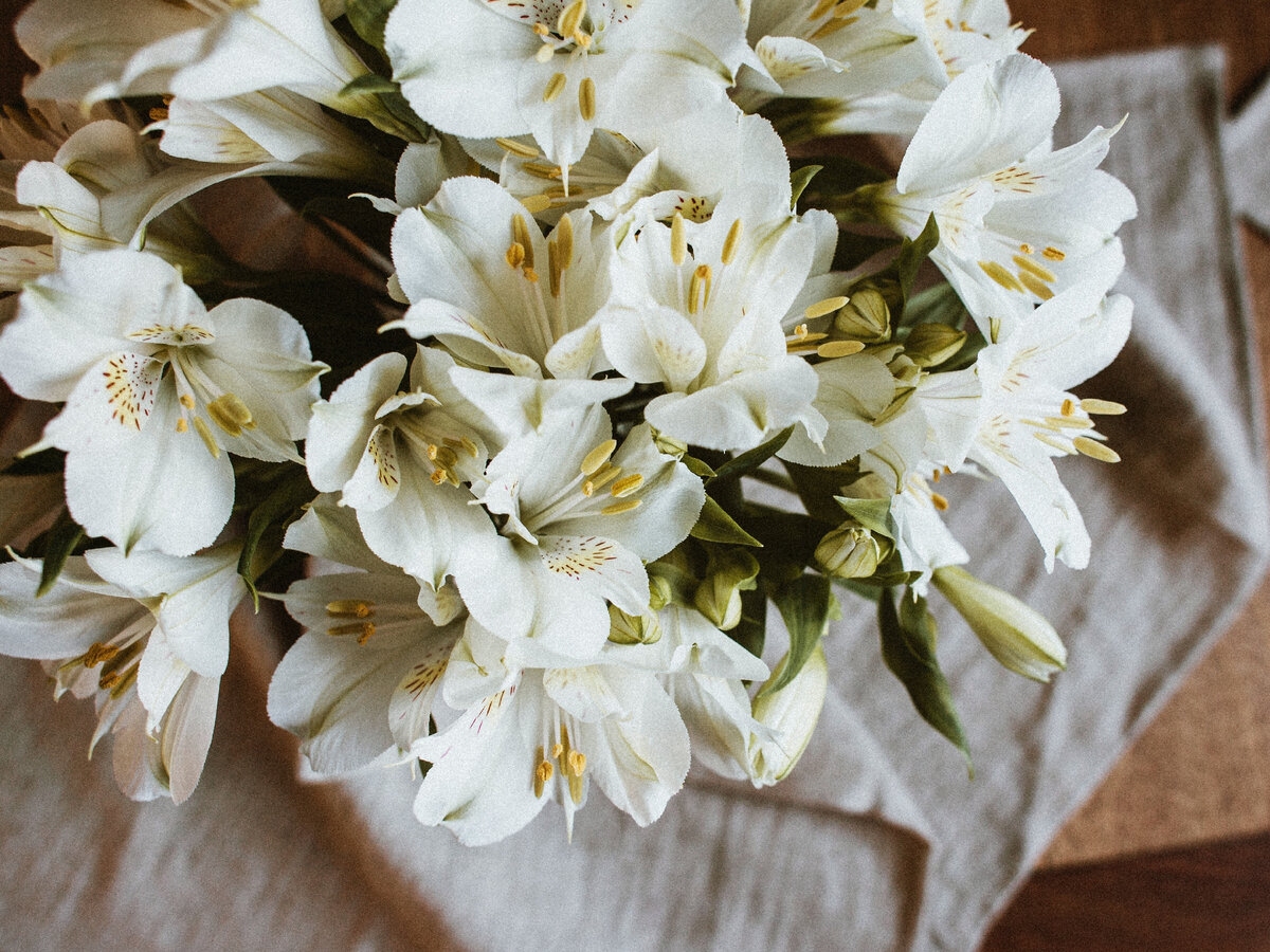 Букет из альстромерии точно порадует и не вызовет аллергию