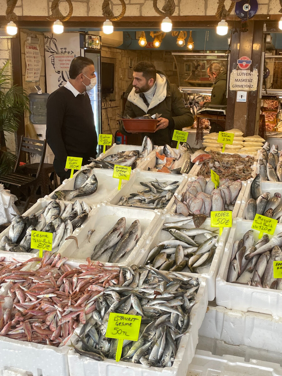 Рыбный базар рядом с Измиром 