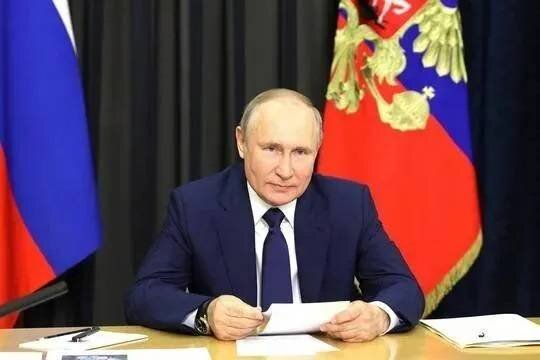    Кремль перенес «Прямую линию» с Путиным в связи с «более важными мероприятиями»: новая дата неизвестна