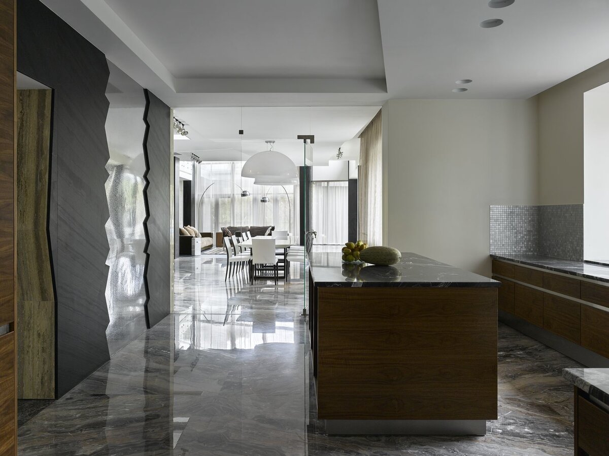 Авторы проекта: Петр Зайцев, Арсений Борисенко. Фото: Сергей Ананьев, Пётр Покровский. Стиль: Вадим Костырин