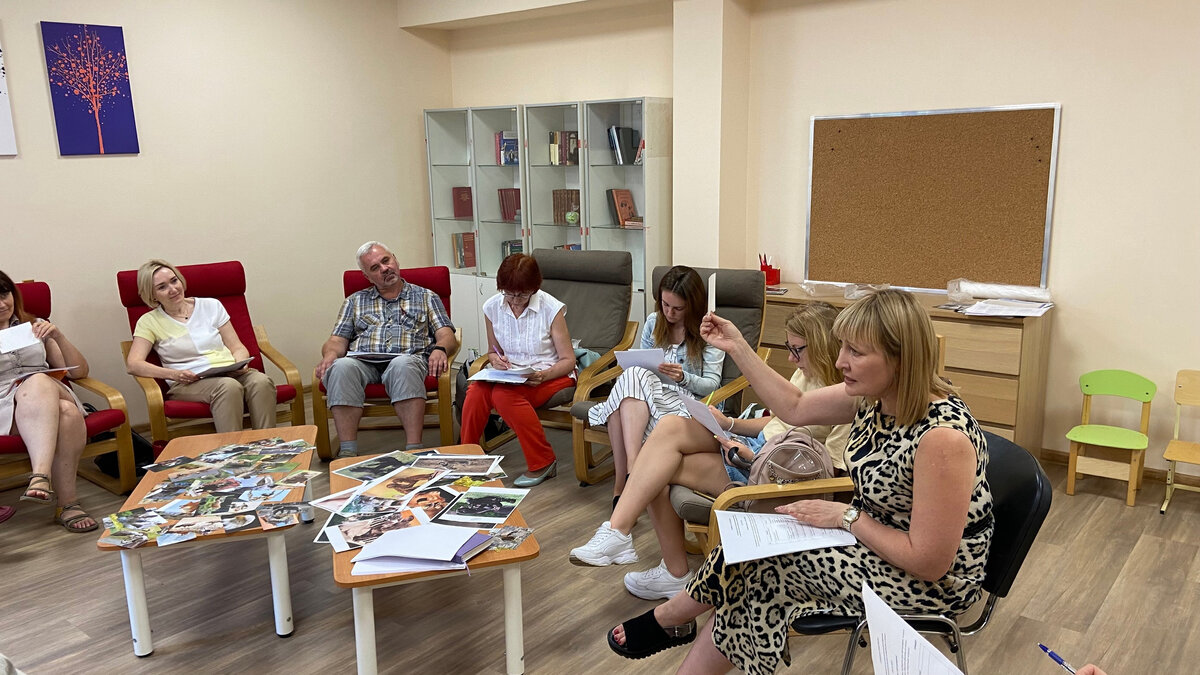 Семейный кризисный центр. Кризисный центр. Ано покров волгоград. Кризисный центр покров. Семейный кризисный центр.