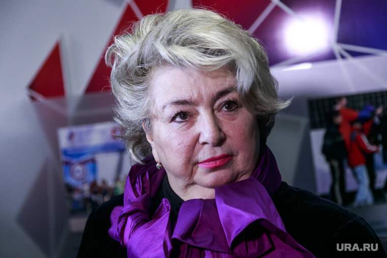    Татьяна Тарасова сообщила, что скоро вернется в Россию