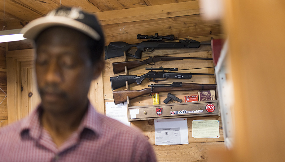 Милитаризация федеральных гражданских агентств продолжается уже несколько лет. Фото: JUSTIN LANE/EPA/TASS